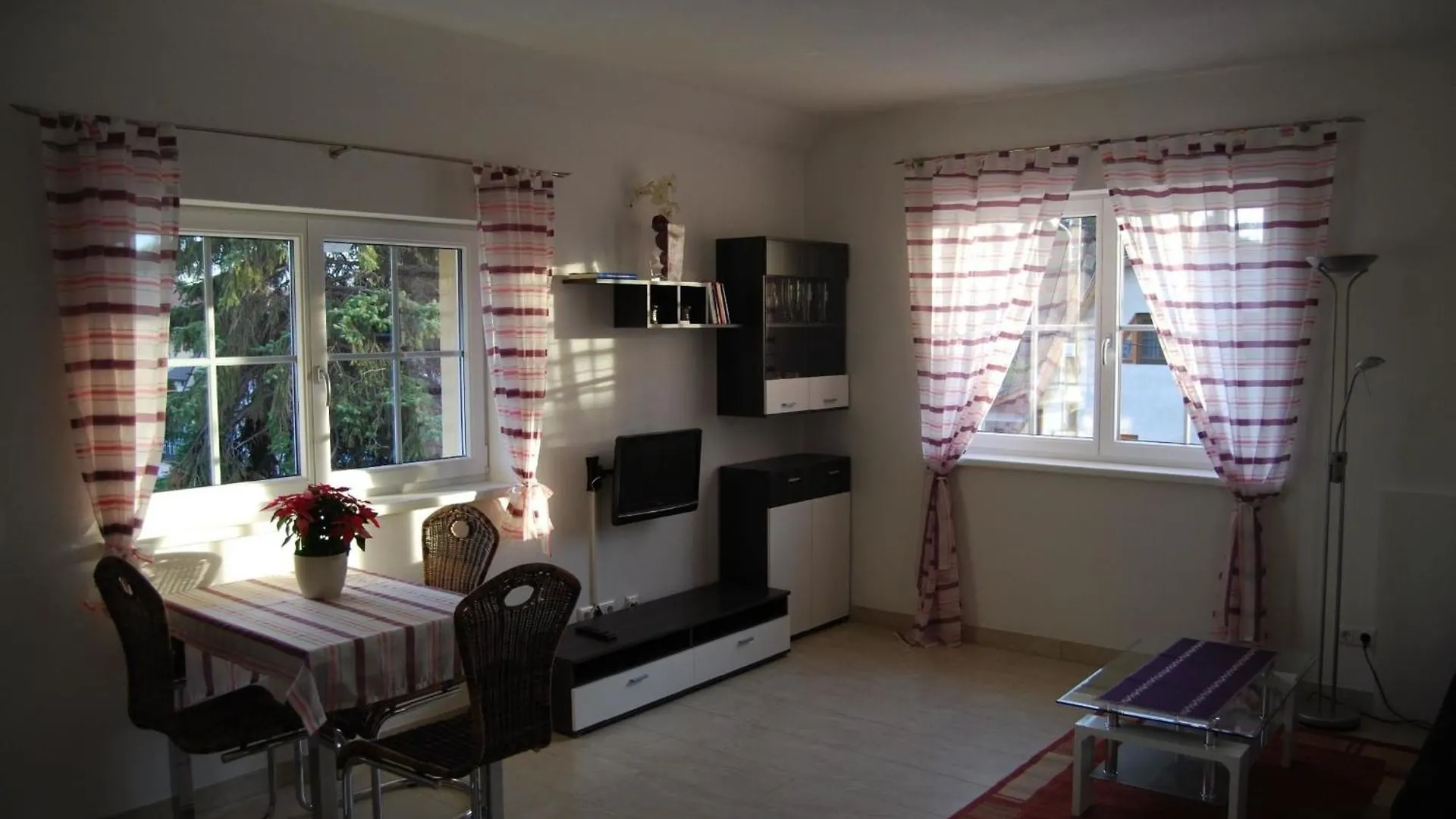 Daire Ferienwohnung Florian 3 In Bezirk 21 Floridsdorf Viyana